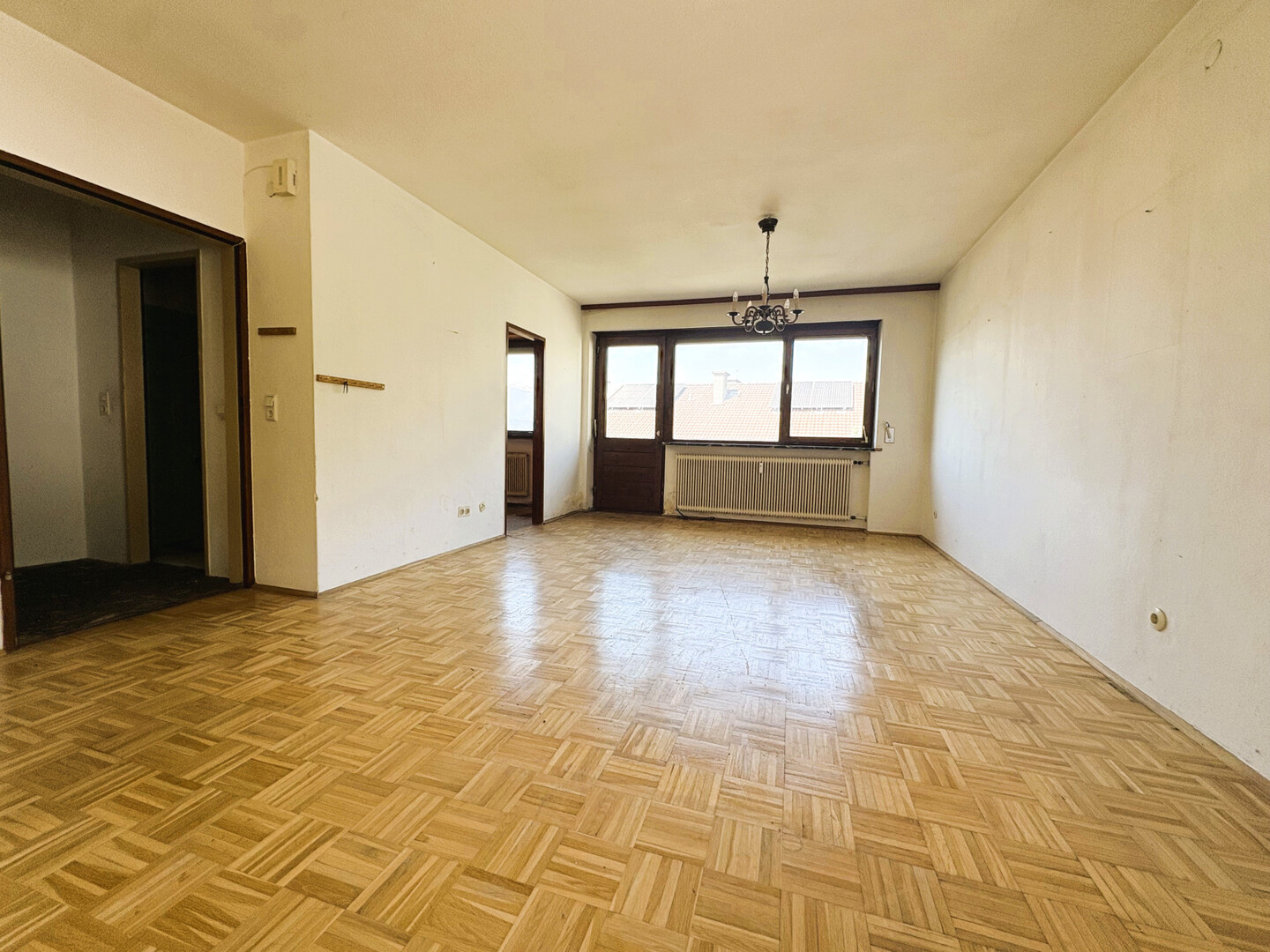 Sanierungsbedürftige 1-Zimmer-Wohnung mit Balkon in sonniger Lage von Arzl/Innsbruck